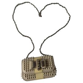 Christian Louboutin Sweet Charity Mini Borsa a tracolla in pelle borchiata