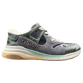 Gucci Sneakers aus Leder und Wildleder