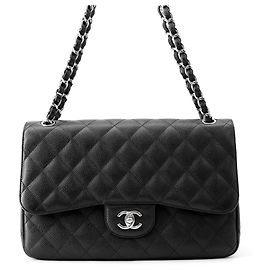 Borsa a tracolla con catena Chanel in vitello martellato nero