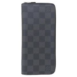 Louis Vuitton Damier Graphite Zippy Wallet
