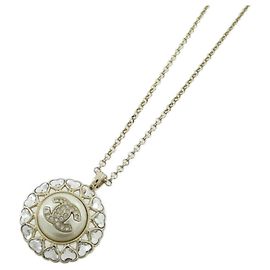 Chanel Halskette Gold und Weiß