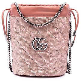Borsa secchiello Gucci GG Marmont Small in pelle di vitello matelassé diagonale con paillettes, rosa