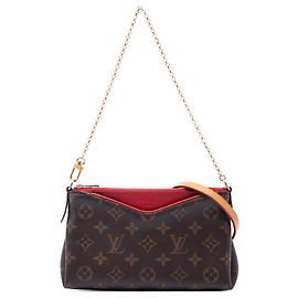 Clutch Louis Vuitton Brown Monogram Pallas