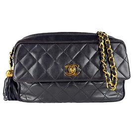 Chanel Schultertasche aus schwarzem Lammleder