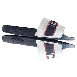 Gucci Slide Sandalen