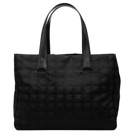 Bolso Tote MM Chanel Coco Mark New Travel Line