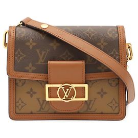 Bolsa de Ombro Louis Vuitton Dauphine MM
