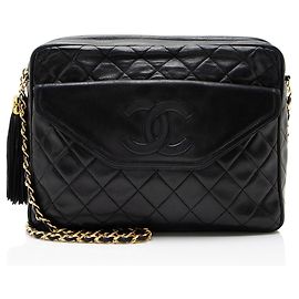 Bolso Camera Chanel Vintage de piel de cordero con borla