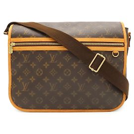 Louis Vuitton Monogram Messenger GM Bosphore