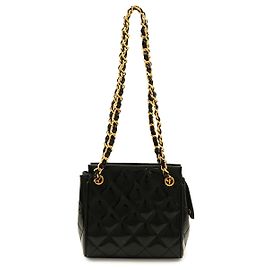 Chanel Matelassé Schultertasche mit Kette