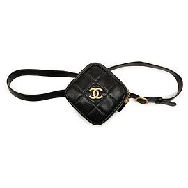 Chanel Matelassé Coco Mark Gürteltasche