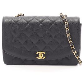 Borsa a tracolla Chanel Matelassé Diana Flap