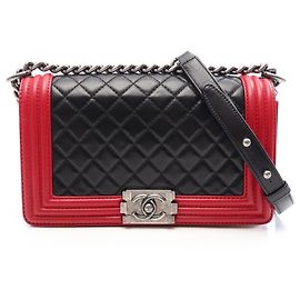 Chanel Boy Schultertasche aus schwarzem und rotem Lammleder