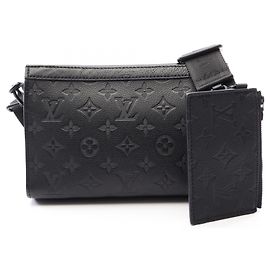Louis Vuitton Gaston Wearable Wallet Monogram Shadow Noir