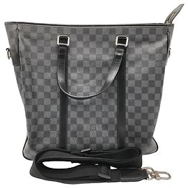 Louis Vuitton Tadao Damier GM