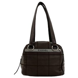Borsa semi-spalla Chanel Chocolate Bar Logo