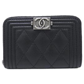 Monedero Chanel Boy Line de piel de becerro granulada negra