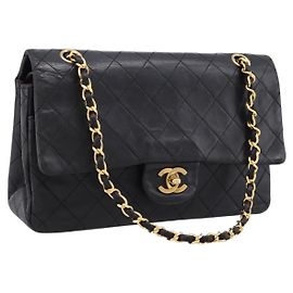 Bolsa de Ombro CHANEL Matelasse 25 em pele de cordeiro preta com corrente e CC dourado Auth 200746V