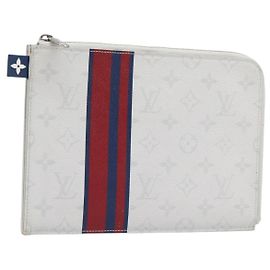 LOUIS VUITTON Monogram White Pochette Jules PM Bag White M61745 LV Auth 202622V