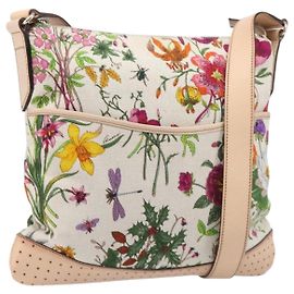 Borsa a tracolla GUCCI flora Canvas Multicolor Gold Tone 145857 Auth 202303A
