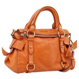 Borsa a mano Miu Miu Vitellolux 2way Orange Gold Auth 197281M