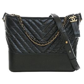 Black Chanel Medium Chevron Iridescent Aged Calfskin Gabrielle Crossbody