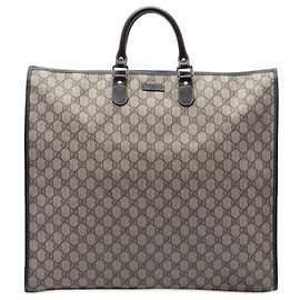 Gucci GG Supreme Tote Beige