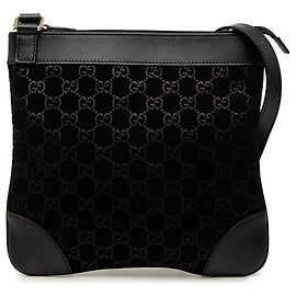Bolso bandolera Gucci GG de gamuza negra