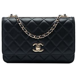 Chanel Trendy CC Wallet On Chain Crossbody Bag aus schwarzem gestepptem Lammleder