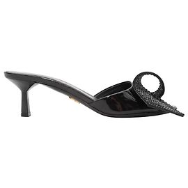 Schwarze lackierte Absatzsandalen mit Verzierungen von Prada Größe 38