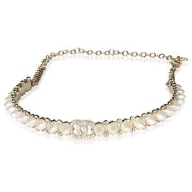 Collana con perle finte e borchie placcata oro Chanel 2022
