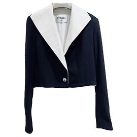 Chaquetas Chanel La Petite Veste Noire