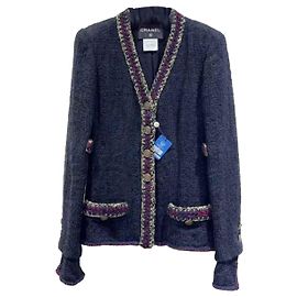 Chaquetas Chanel La Petite Veste Noire