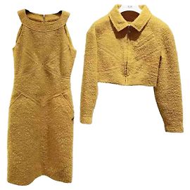 Abito Chanel in lana giallo