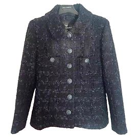 Chaquetas Chanel La Petite Veste Noire