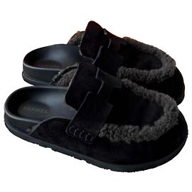 Hermès Sandalen aus Leder Schwarz Größe 36