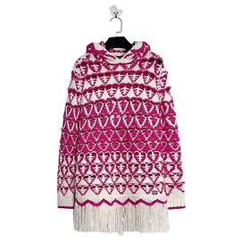 Vestido Chanel de cashmere com capuz padrão coração Fair Isle