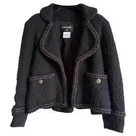 Chaquetas Chanel La Petite Veste Noire