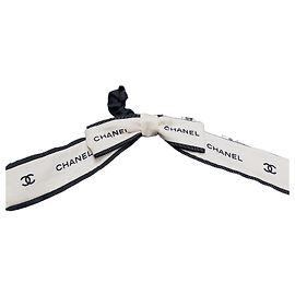 Accessori per capelli Chanel
