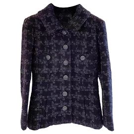 Chaquetas Chanel La Petite Veste Noire