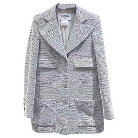 Chaquetas Chanel La Petite Veste Noire