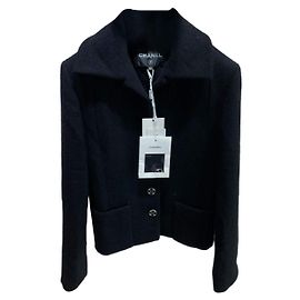Chaquetas Chanel La Petite Veste Noire