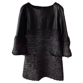 Vestido Chanel de couro