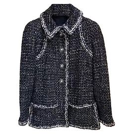 Chaquetas Chanel La Petite Veste Noire