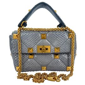 Red Valentino Borsa Valentino Garavani Roman Stud con manico in pelle azzurro chiaro