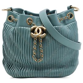 Borsa bucket Chanel Blue Small Crumpled Calfskin Coco Pleats con coulisse