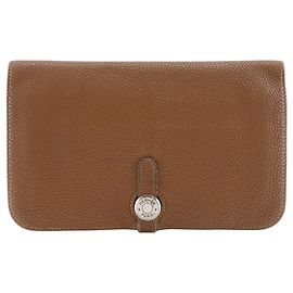 Hermès Cartera larga Hermes Dogon en piel Taurillon Clemence marrón