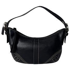 Bolsa Coach Half Moon One-Shoulder Bag