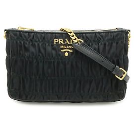 Bolsa de Ombro Prada Gathered