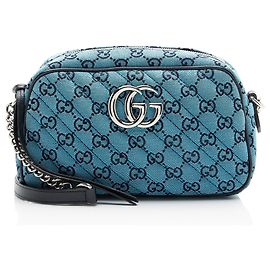 Borsa piccola GG Marmont in tela GG matelassé Gucci